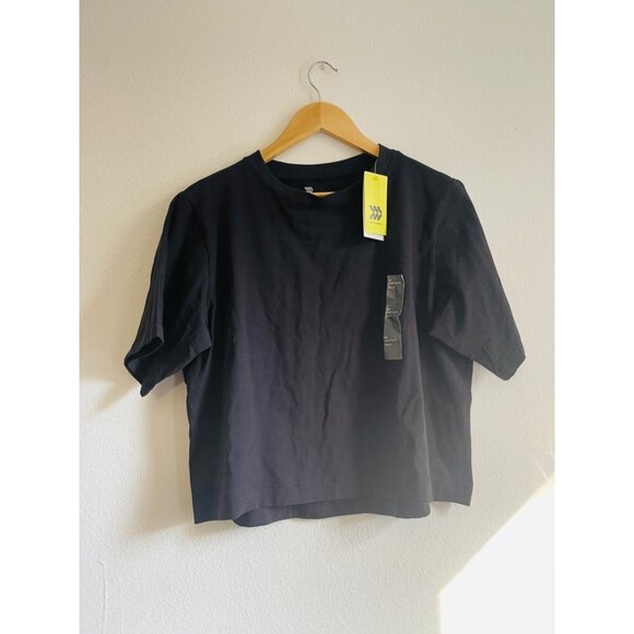 NWT All In Motion black oversized workout top size M - Picture 2 of 5